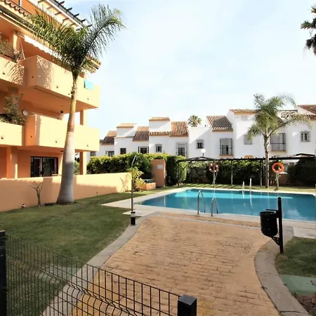 Beachfront La Jacaranda Apartment
