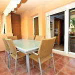 Beachfront La Jacaranda * 马尔韦利亚